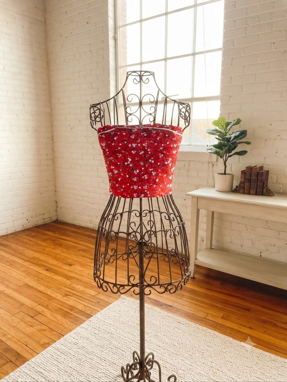 Madden Girl Red Sequin Strapless Crop Top Size M